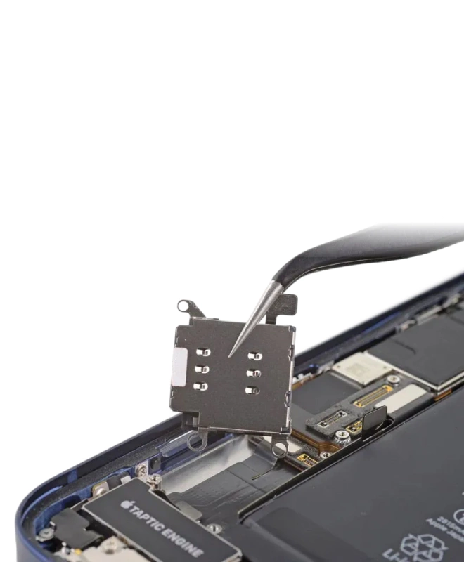 Заміна лотка SIM-карти (механізму) в iPhone 16 Pro Max
Заміна лотка SIM-карти (механізму) в iPhone 16 Pro Max