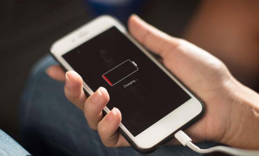 iPhone не держит заряд: почему так произошло и куда обратиться за помощью? (фото) iPhone не держит заряд: почему так произошло и куда обратиться за помощью?