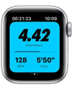 Apple Watch Nike Series 6 40mm Silver Aluminium Case with Pure Platinum Black Sport Band (M00T3) на iCoola.ua