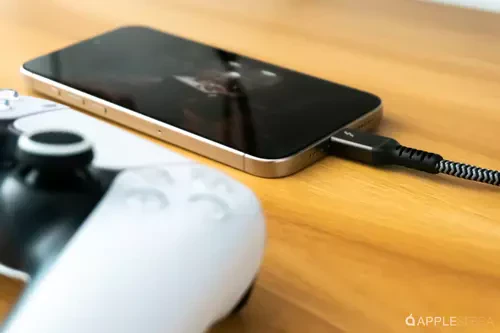 Хтось перетворив iPhone 15 Pro на консоль, яка майже конкурує з PS5 і Xbox Series X