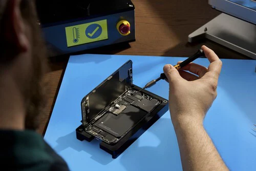 Ремонт iPhone 15 Pro набагато дешевший, ніж iPhone 14, і причина дуже проста