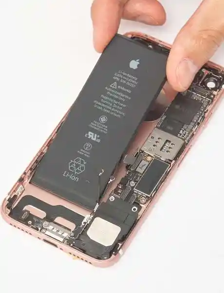 Заміна акумулятора iPhone 7