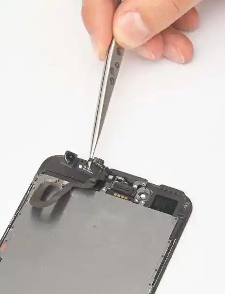 Замена и ремонт датчика приближения Айфон 7 Плюс