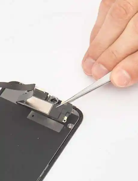 Заміна (ремонт) датчика приближення iPhone XR