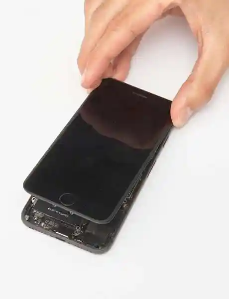 Заміна скла екрану iPhone 8