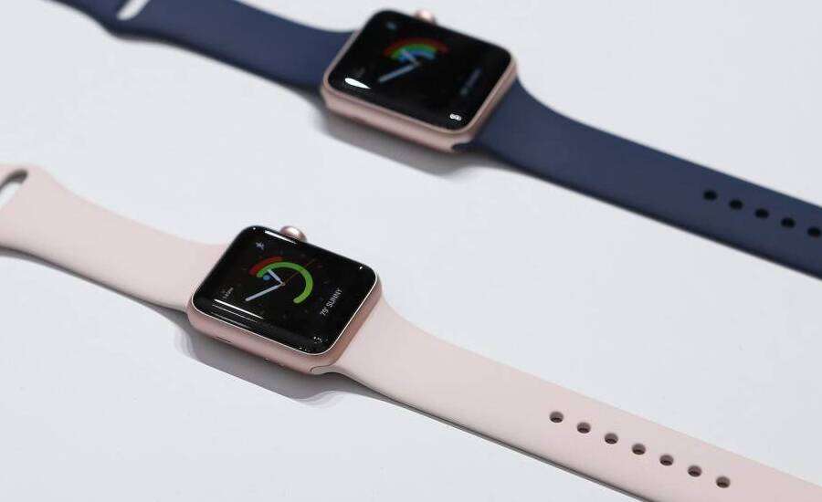 Почему Apple Watch Series 7 еще не показали