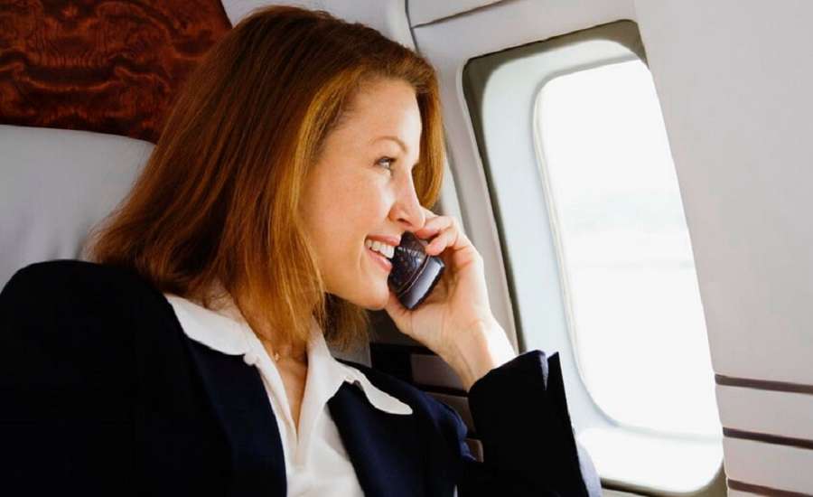 Смартфон може стати причиною катастрофи літака