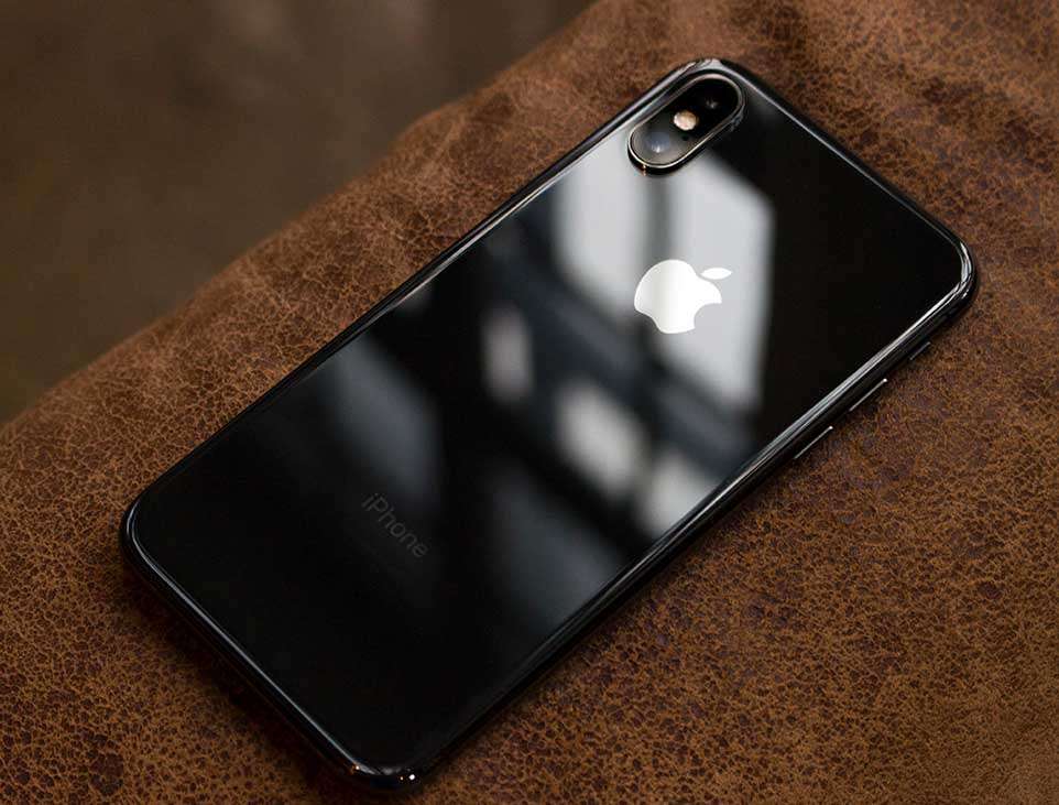 чорний айфон, ідеальний гаджет, який можна отримати безкоштовно