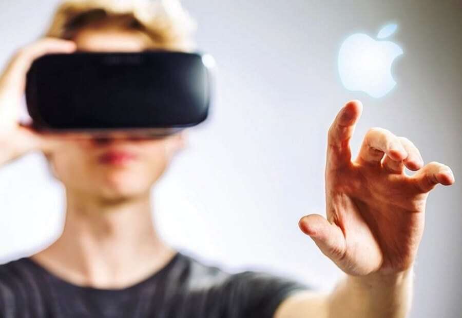 Технологии AR и VR в современной жизни