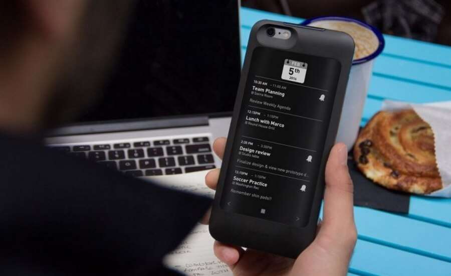 Чехол для iPhone с E-Ink экраном