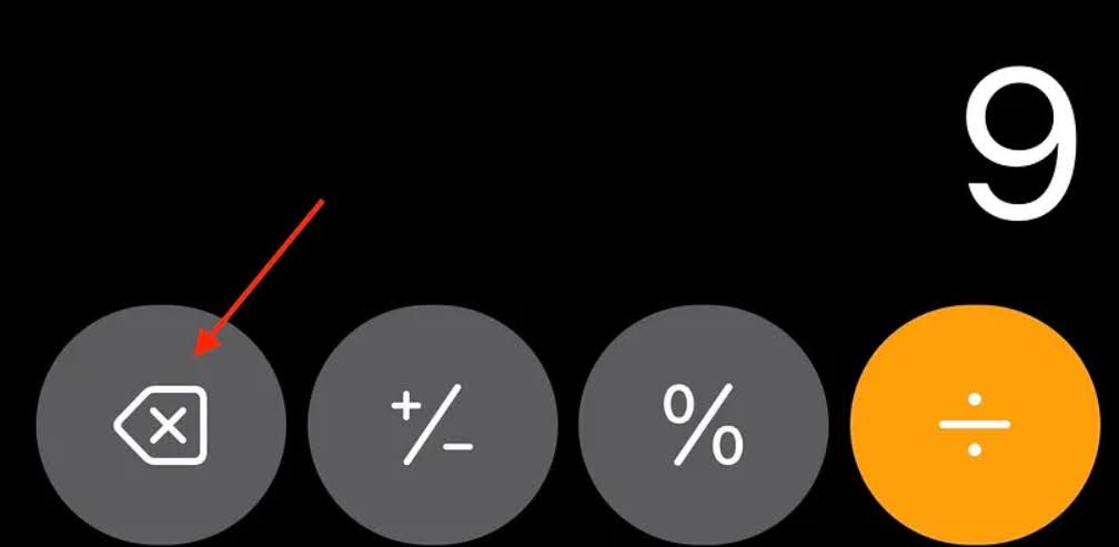 Кнопка Backspace калькулятора iOS 18