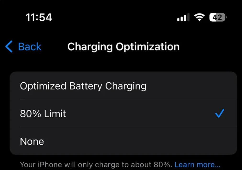 Ограничение 80% для аккумулятора iPhone 15 Series